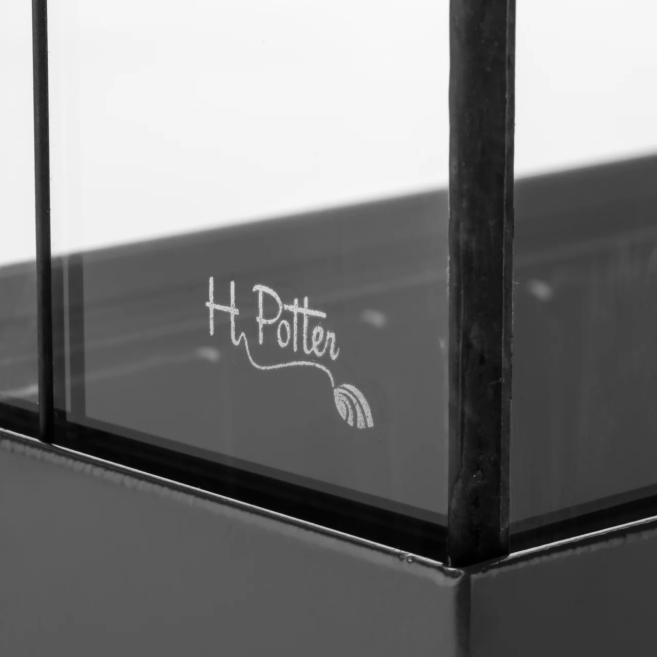 H Potter Barrel Roof Wardian Case Terrarium – Curved Glass Tabletop Display - Image 7