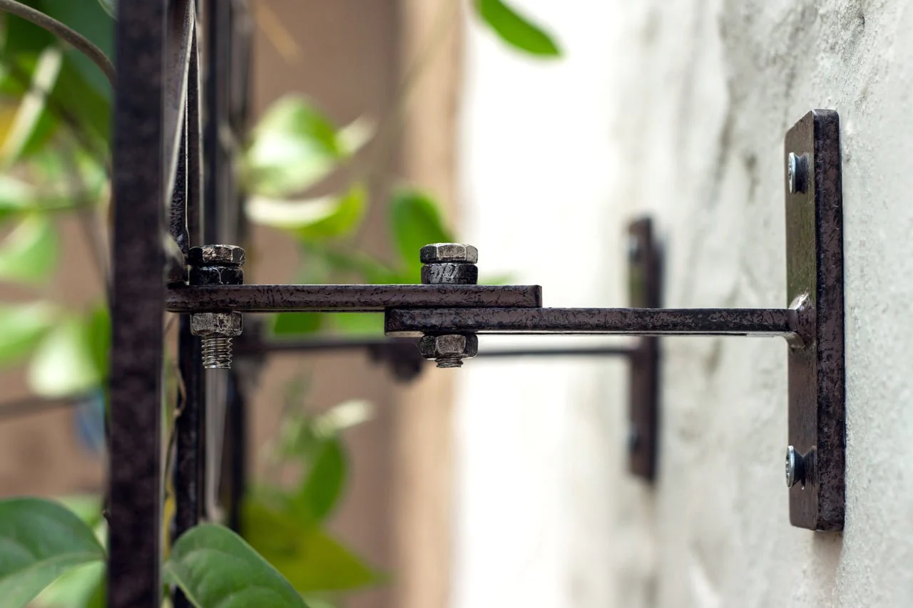 H Potter Delaney Wall Trellis - Set of 2 – 69" Tall Charcoal Brown - Iron Garden Screen - Image 9