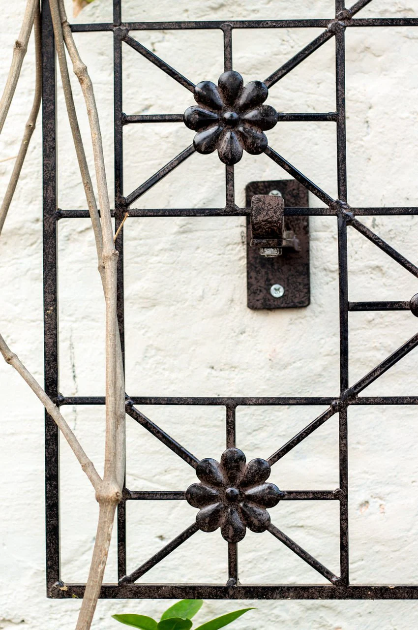 H Potter Delaney Wall Trellis - Set of 3 – 69" Tall Charcoal Brown - Iron Garden Screen - Image 7