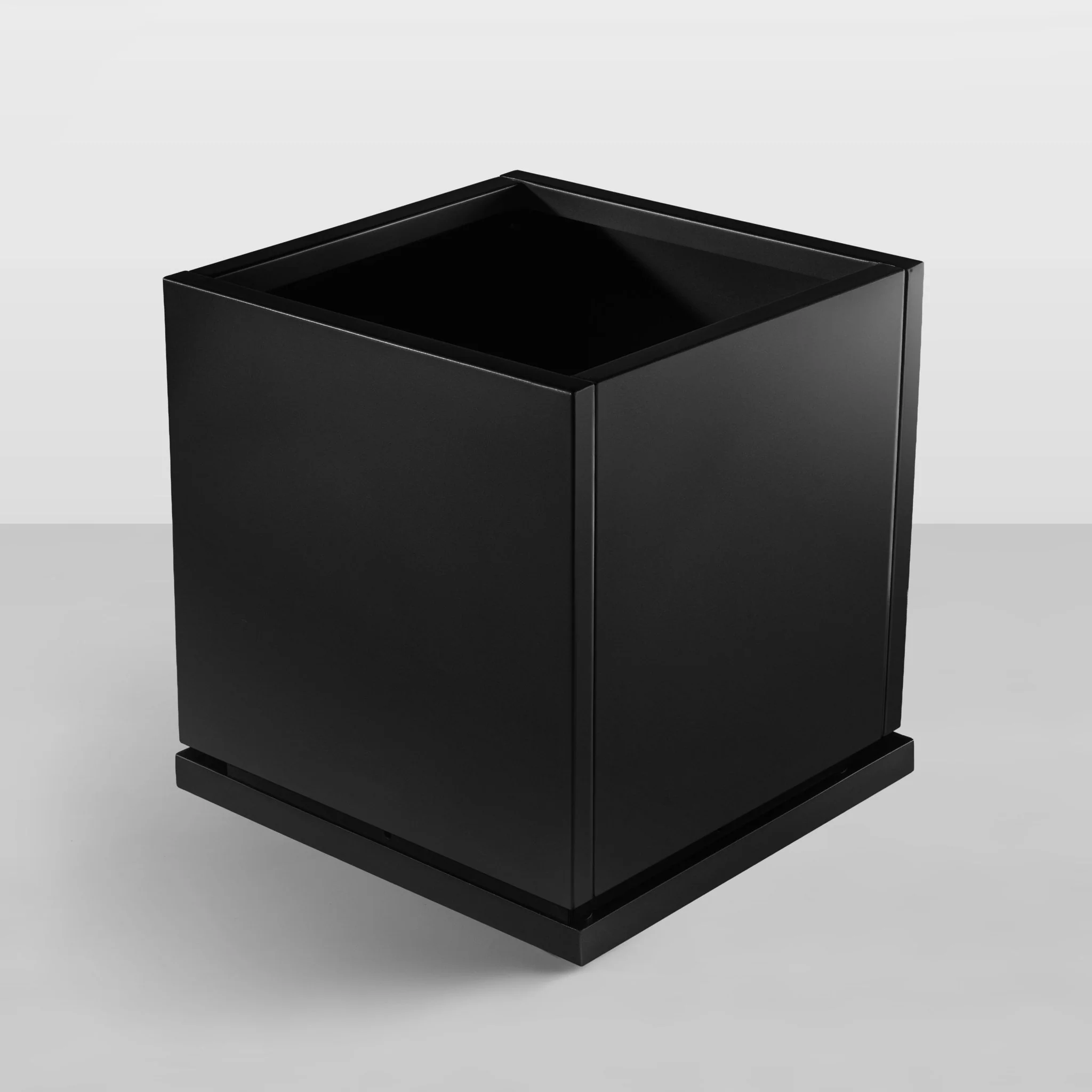 H Potter 20" Laurel Black Square Metal Planter with Drip Tray | Indoor Outdoor Planter - Image 3