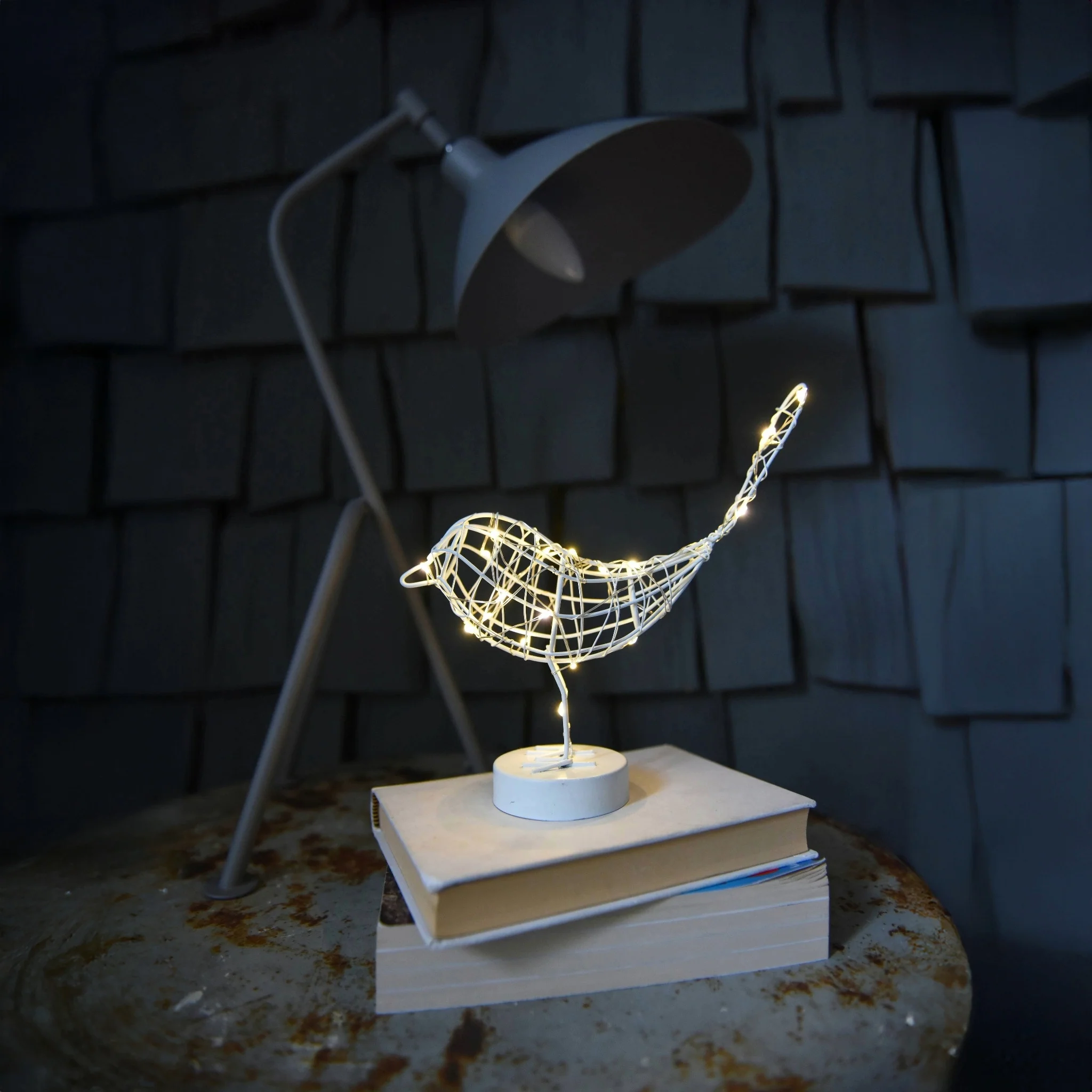 H Potter - Table Solstice Sparrow - Image 5