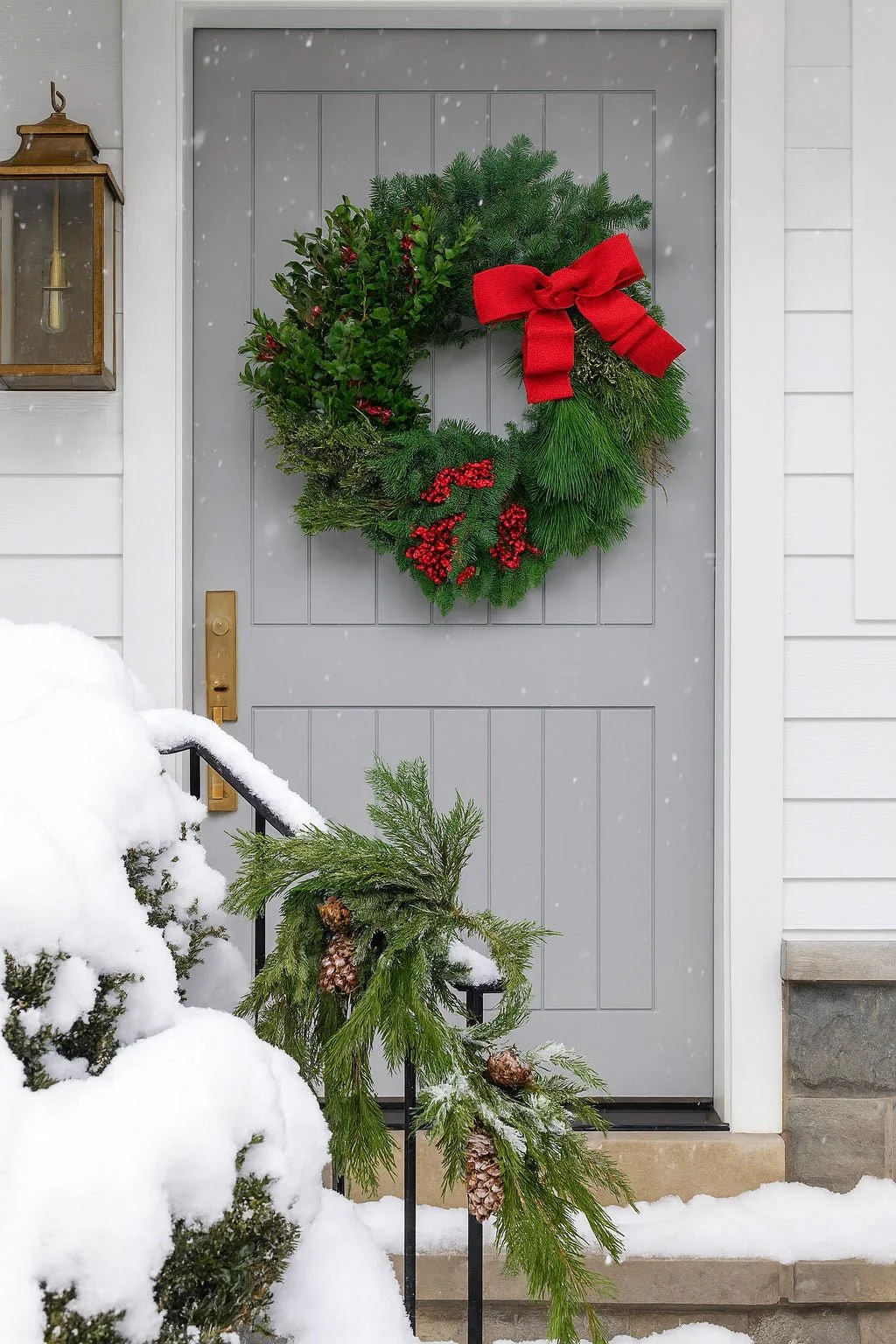 H Potter - Fresh The Classic Noel Wreath - Image 2